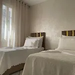 Kenza House Place